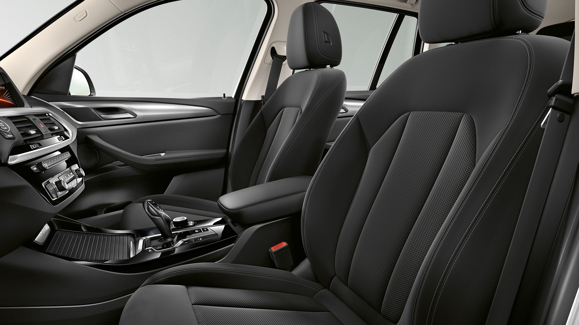 BMW X3, sériové provedení, sedadla BMW X3, sériové provedení, sedadla