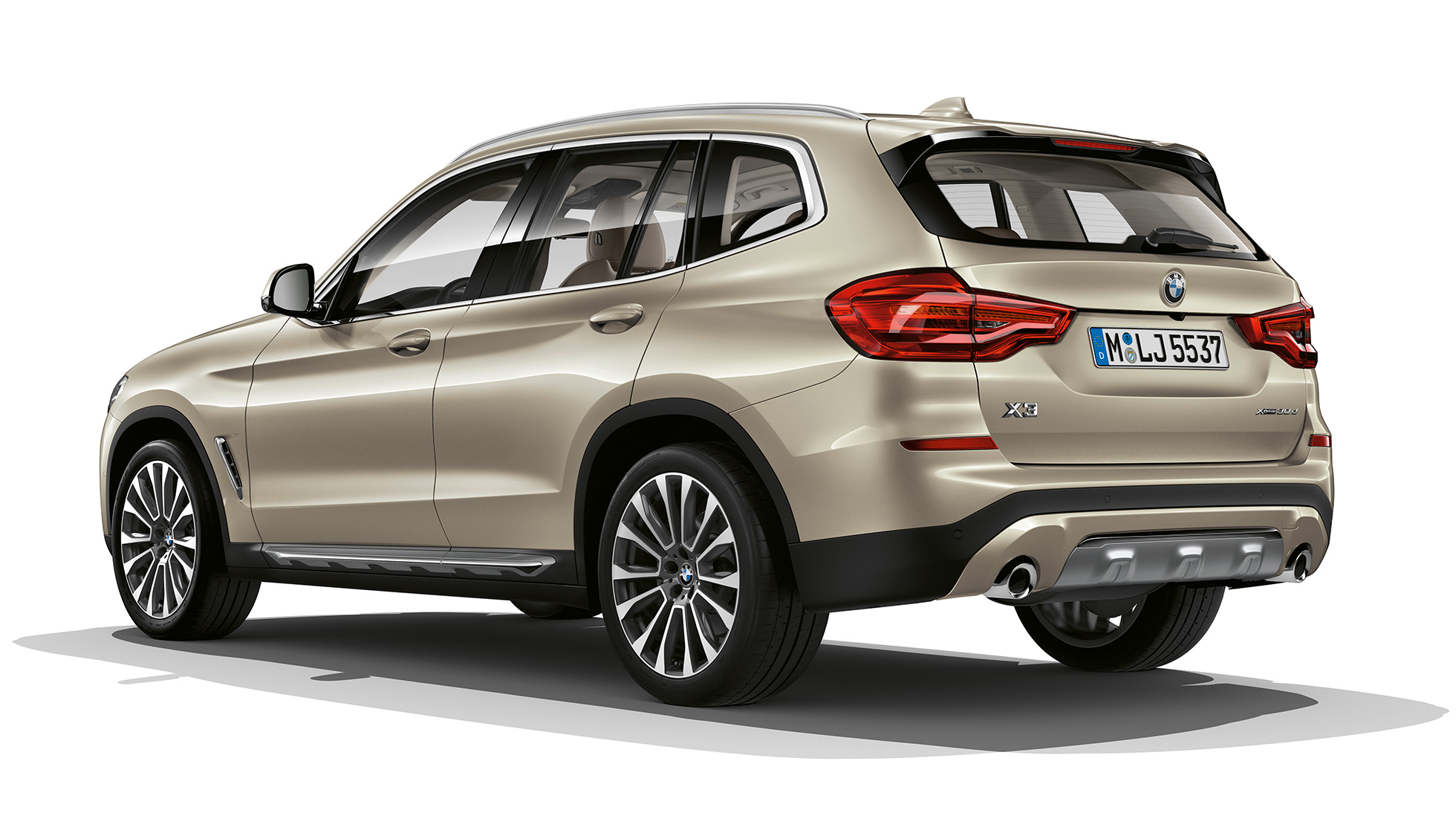 BMW X3 M40i, tříčtvrteční pohled zezadu na Model Luxury Line BMW X3 M40i, tříčtvrteční pohled zezadu na Model Luxury Line