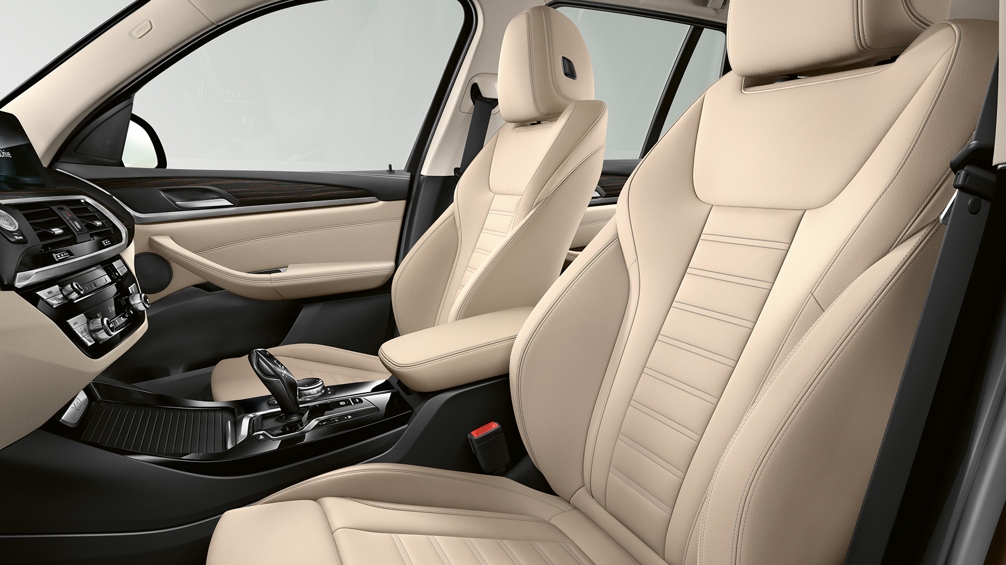 BMW X3 M40i, Model Luxury Line, sedadla BMW X3 M40i, Model Luxury Line, sedadla