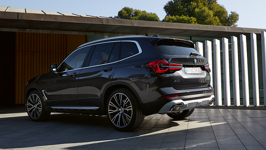 BMW X3 G01 Financial Services 2021 BMW X3 G01 Financial Services Sophisto Grey tříčtvrteční statický pohled zezadu 2021