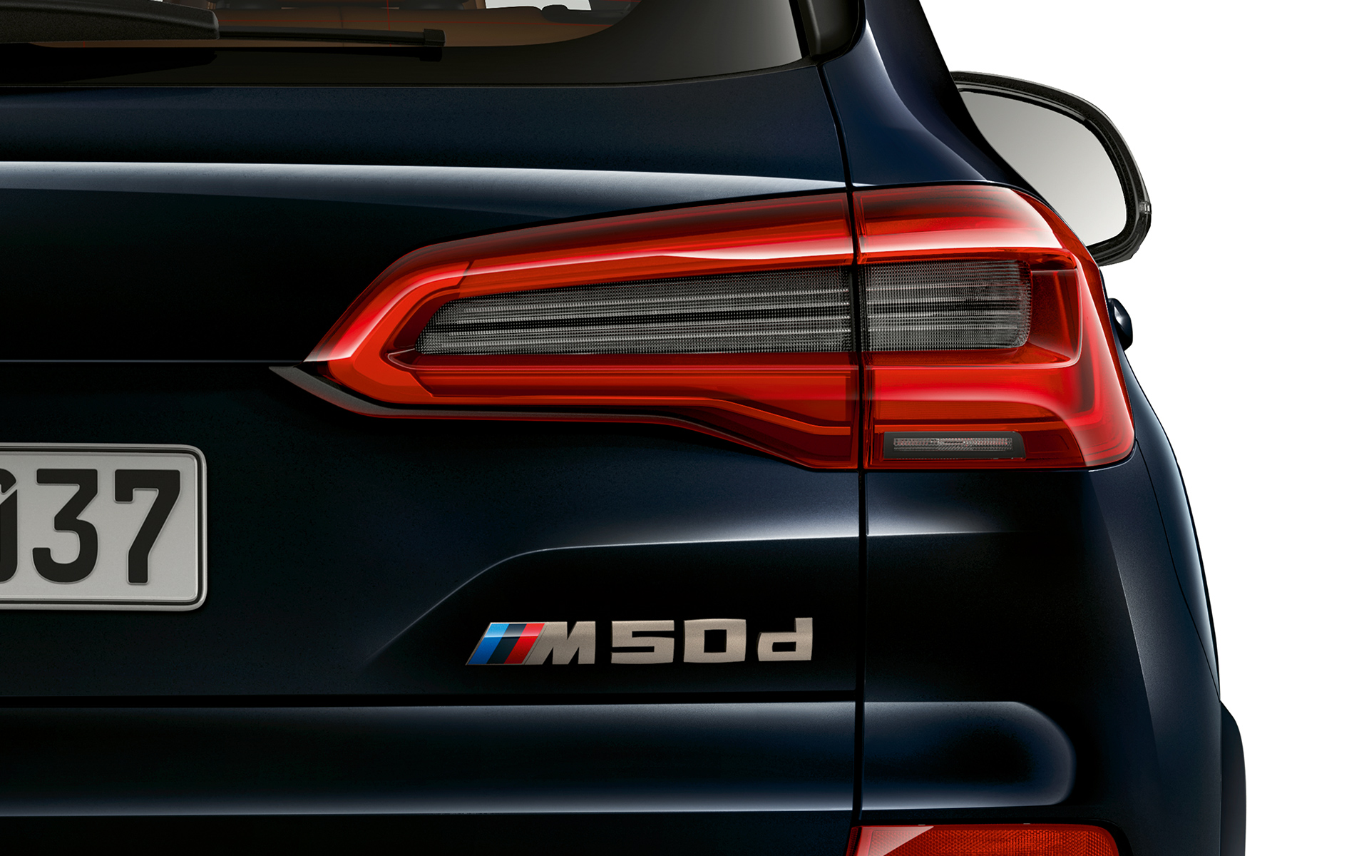 Zadní označení modelu BMW X5 M50d Detailní záběr modelového označení BMW X5 M50d