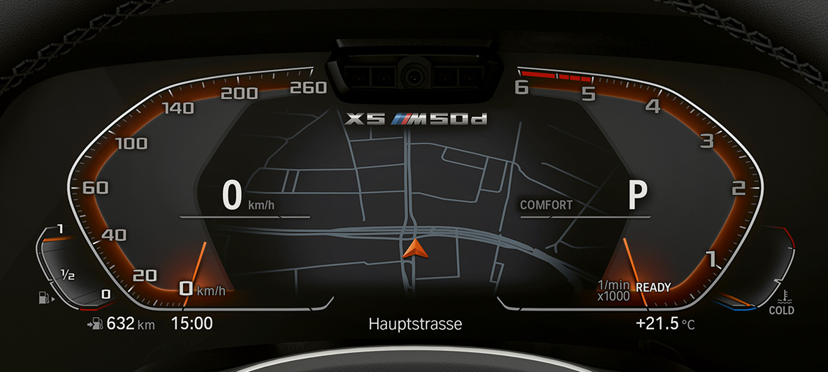 Přístrojový štít BMW X5 M50d Detailní záběr přístrojového štítu BMW X5 M50d
