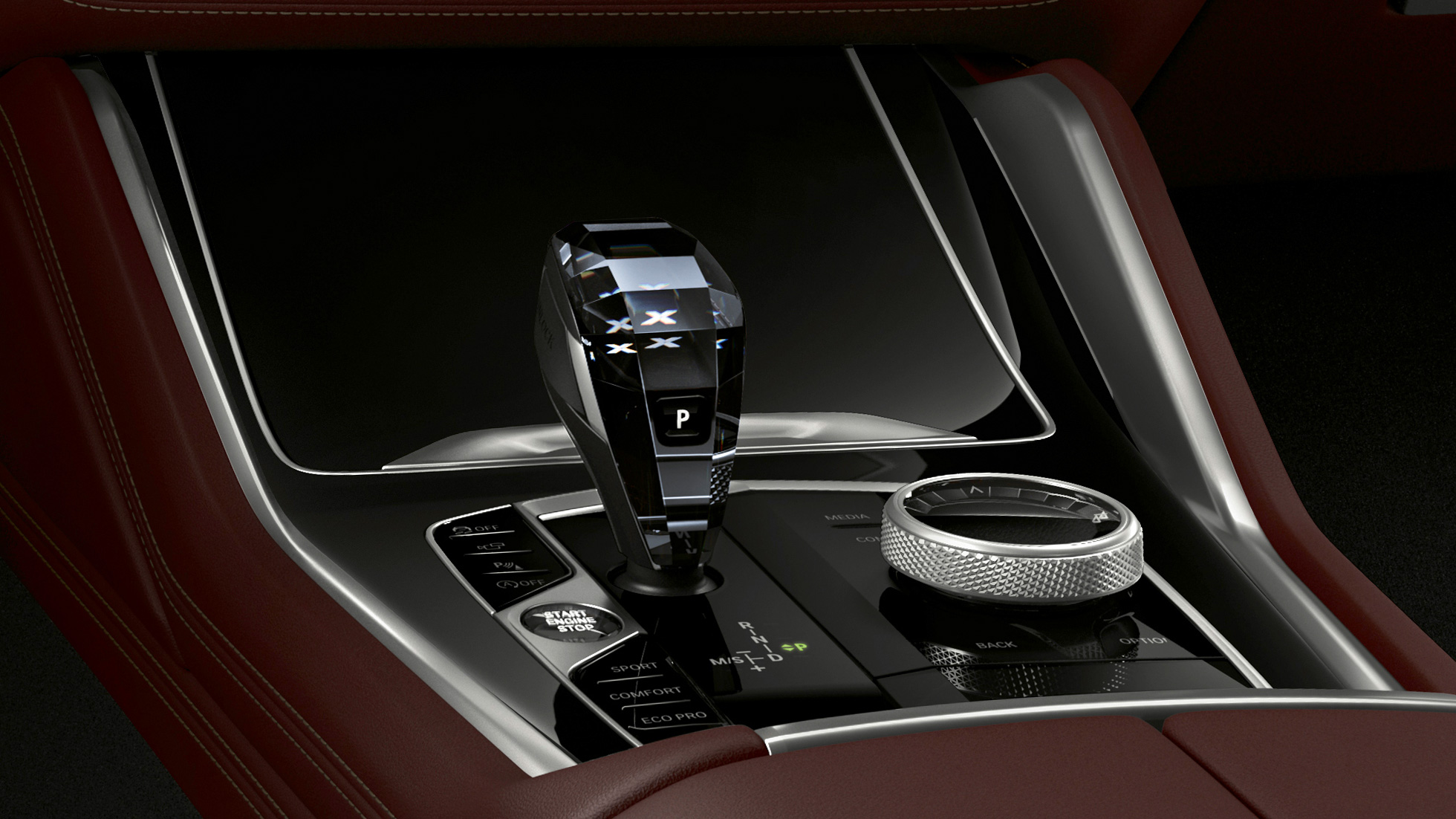 BMW X6 s BMW Individual, středový panel. Interiér BMW X6 s BMW Individual se záběrem na středový panel.