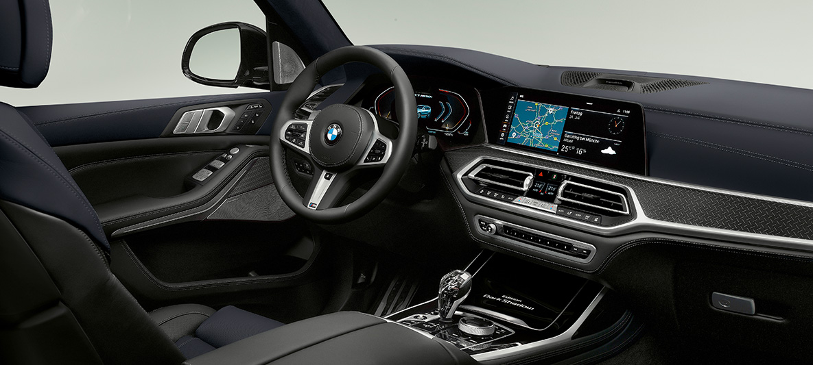 Kokpit BMW Dark Shadow Edition interiér Kokpit BMW X7 G07 Dark Shadow Edition interiér