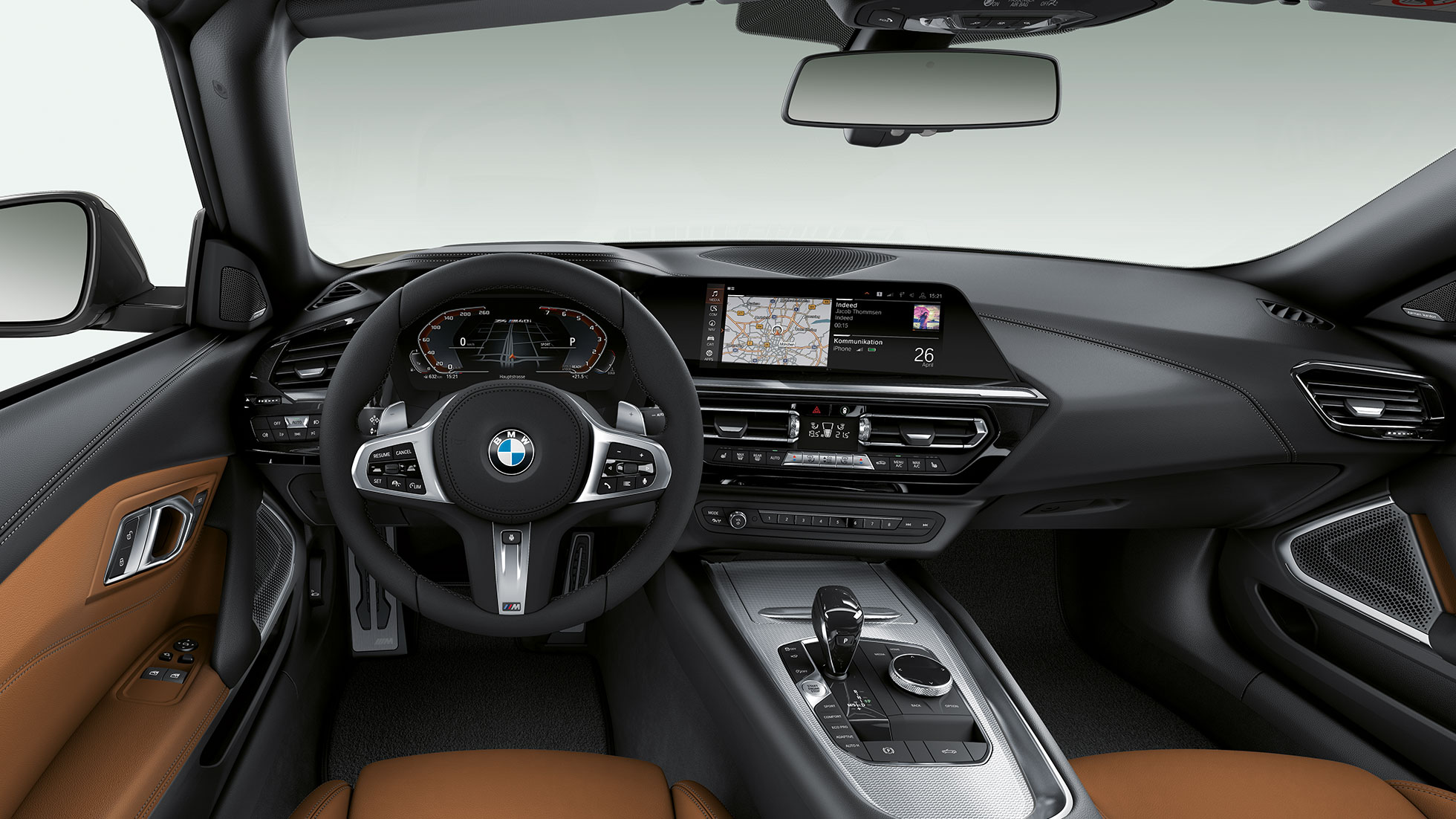 BMW Z4 Roadster M40i BMW Z4 Roadster M40i, volant a prostor pro řidiče