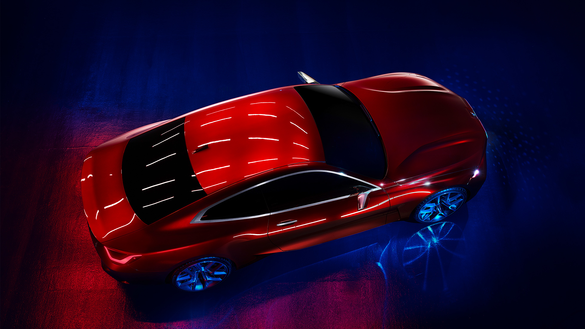 Vzrušující červená barva karoserie Forbidden Red BMW Concept 4 Vzrušující červená barva karoserie Forbidden Red BMW Concept 4, z ptačího pohledu