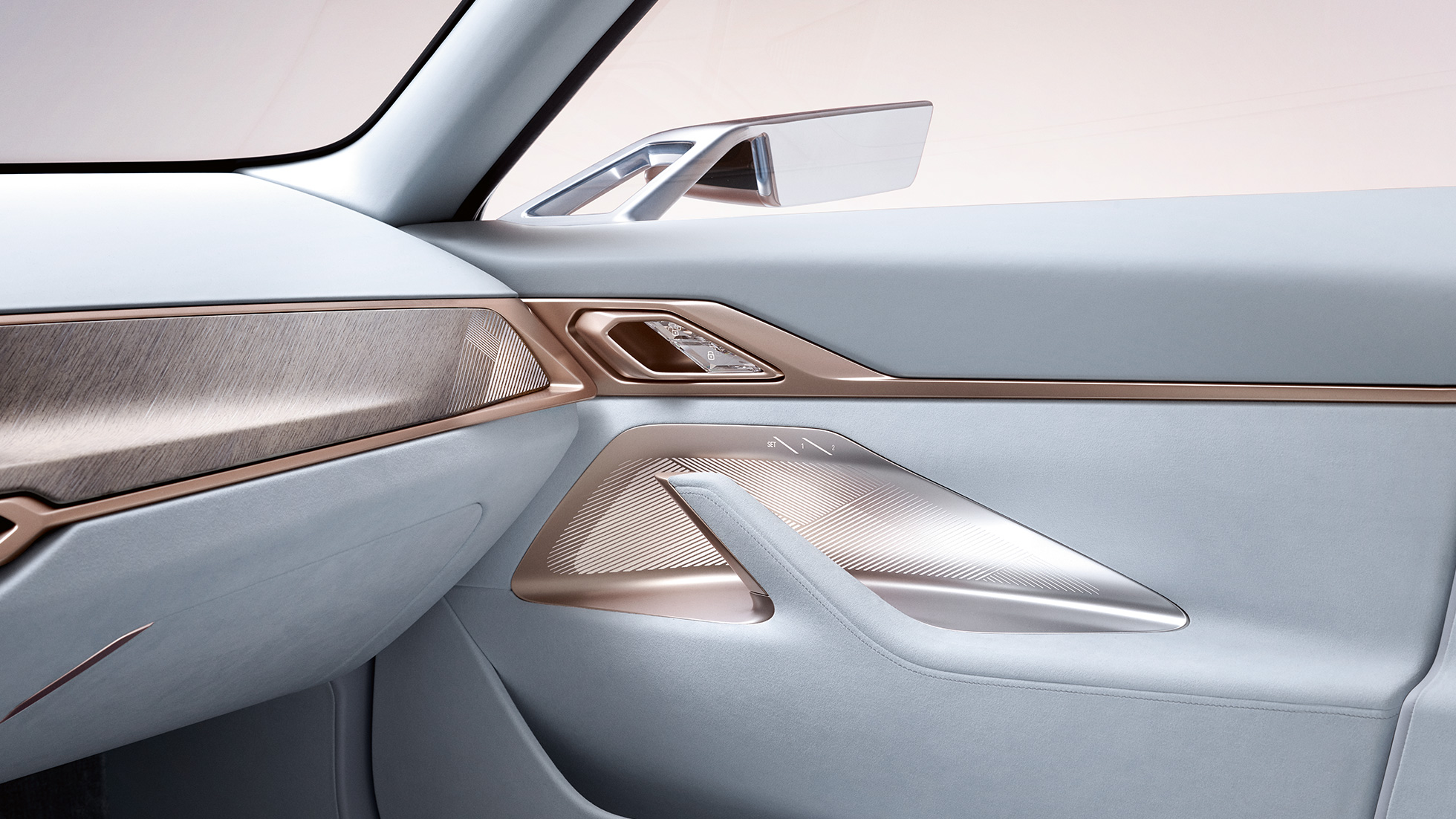 Interiér 4 BMW Concept i4 2020 G26 Interiér 4 BMW Concept i4 2020 G26 Elektrický vůz plně elektrické BMW Gran Coupé detail na dveře se zrcátkem