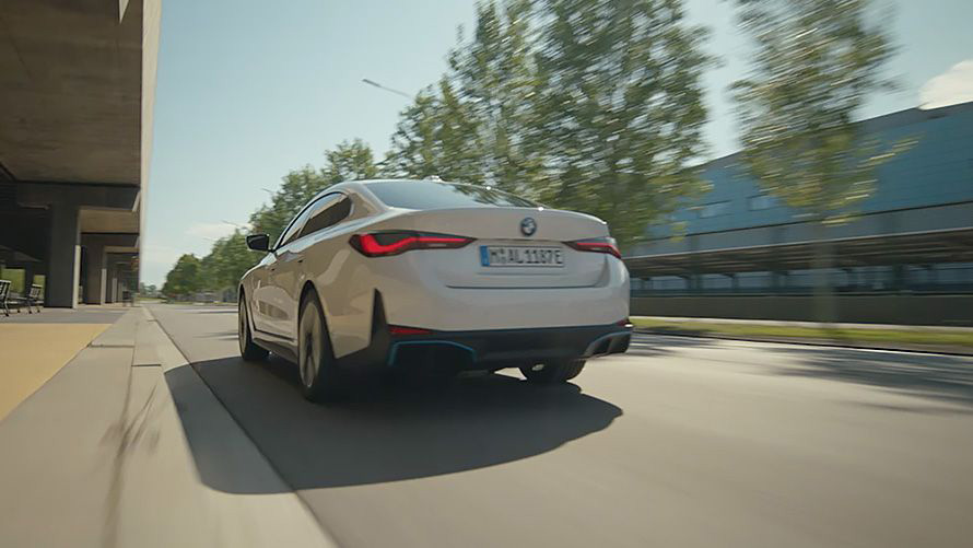 BMW elektrické vozy BMW i4 elektrizující radost z jízdy video BMW elektrické vozy BMW i4 elektrizující radost z jízdy video