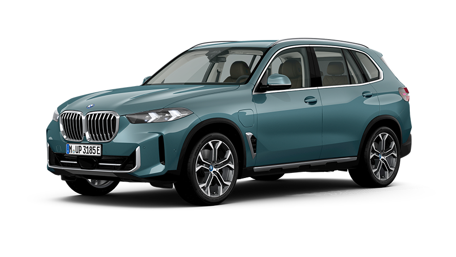 BMW X5 xDrive50e G05 PHEV 3/4 statický záběr zepředu