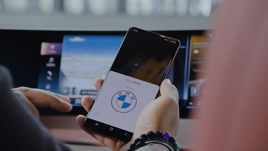 Funkce a vlastnosti Android Auto™ jsou vysvětlené ve videu Funkce a vlastnosti Android Auto™ jsou vysvětlené ve videu