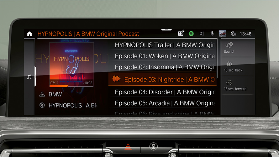 Detail na kontrolní displej pohled Connected Music se Spotify Remote Software Upgrade Detail na kontrolní displej se zobrazením Connected Music se Spotify
