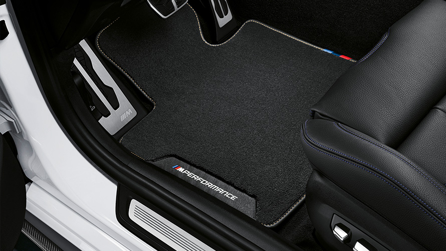M Performance Podlahové koberce BMW Příslušenství pro podzim a zimu M Performance Podlahové koberce