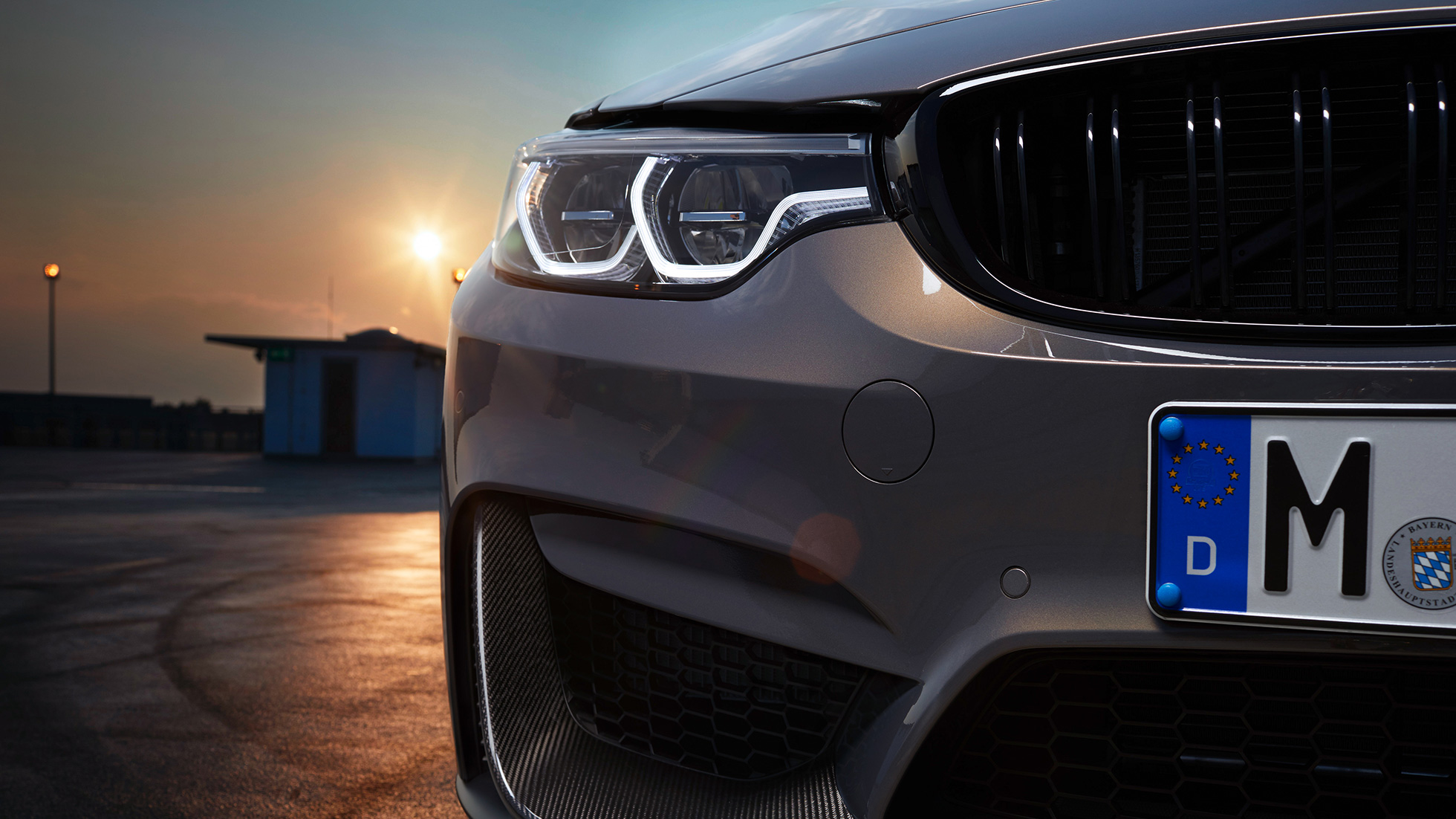BMW M Performance leskle černá maska chladiče BMW M Performance design leskle černá maska chladiče