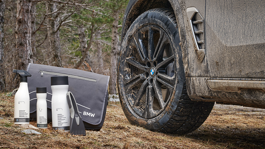 BMW Sada péče o vůz, zimní edice BMW Originální příslušenství pro podzim a zimu BMW Sada péče o vůz, zimní edice BMW Originální příslušenství pro podzim a zimu