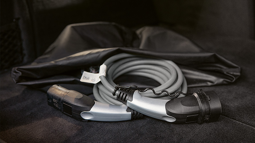 BMW Pabíjecí kabel 5 m pro veřejné nabíjení BMW Produkty pro nabíjení BMW Nabíjecí kabel 5 m pro veřejné nabíjení