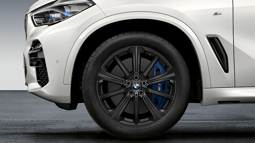 20" M kolo z lehké slitiny Star-spoke 748 M v matném provedení Jet Black 20" BMW M Performance kolo z lehké slitiny Star-spoke 748 M v matném provedení Jet Black