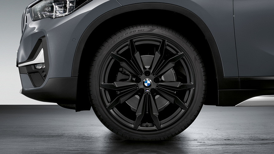 BMW M Performance Double-spoke 717 M BMW M Performance Double-spoke 717 M, BMW letní pneumatiky