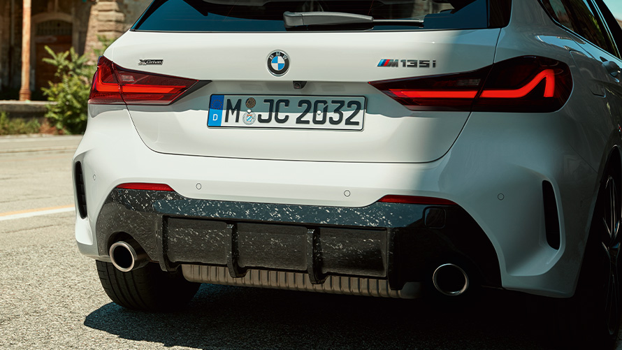 BMW M Performance Zadní karbonový difuzor, BMW letní nabídky BMW M Performance Zadní karbonový difuzor, BMW letní nabídky