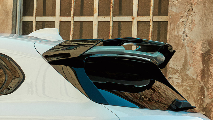 BMW M Performance Střešní spoiler, leskle černý BMW M Performance Střešní spoiler, leskle černý, BMW letní nabídky