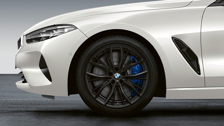 19" M Performance Double-spoke 786 M 19'' BMW M Performance kolo z lehké slitiny Double-spoke 786 M