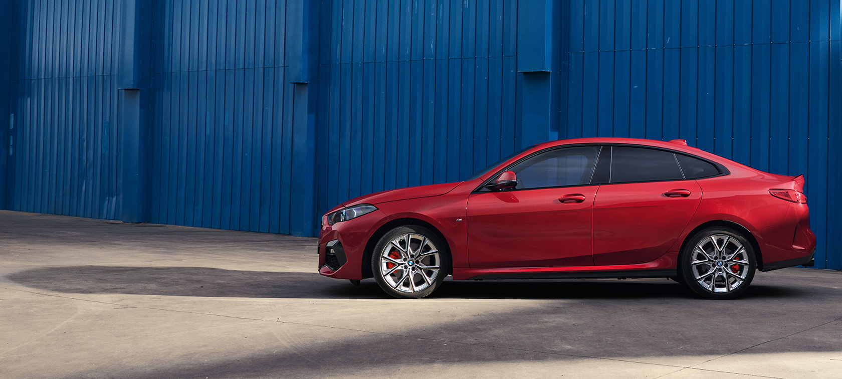 PŮSOBIVÝ INDIVIDUALISTA. BMW Series 2