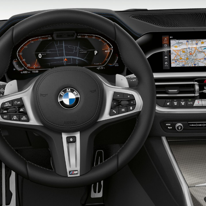 BMW řady 3 Sedan, model Sport Line, interiér Přední detailní pohled na kokpit řidiče BMW řady 3 Sedan v provedení Model Sport Line.