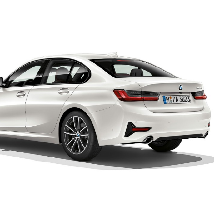 BMW řady 3 Sedan, zadní část Modelu Sport Line Zadní tříčtvrteční pohled na BMW řady 3 Sedan v provedení Model Sport Line.