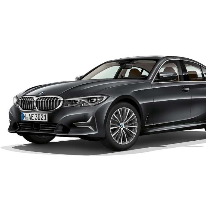 BMW řady 3 Sedan, Model Luxury Line Pohled z boku na stojící BMW řady 3 Sedan v provedení Model Luxury Line.