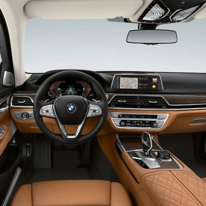 BMW řady 7 Sedan s paketem Exterior Design Pure Excellence, interiér Interiér BMW řady 7 Sedan s paketem Exterior Design Pure Excellence